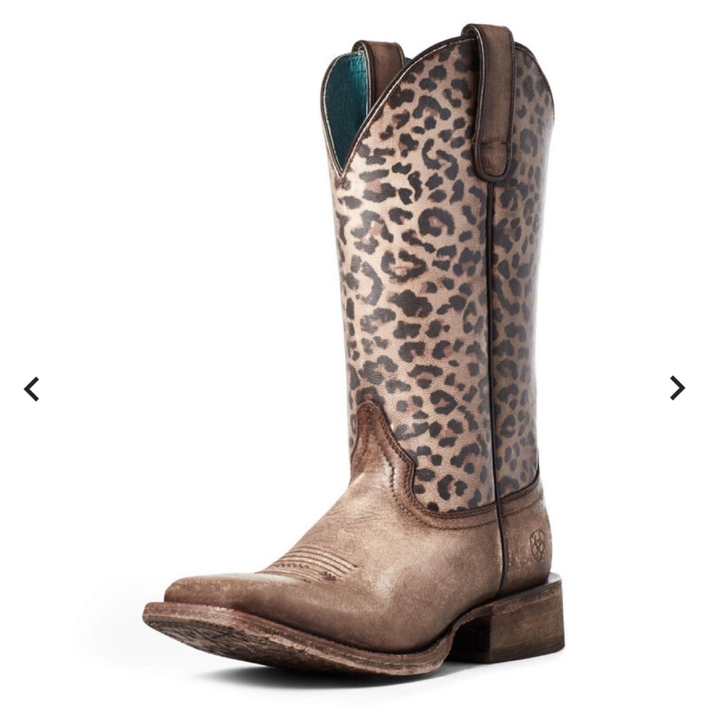 Ariat women’s cowboy boots